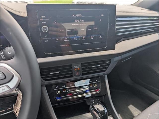 new 2025 Volkswagen Jetta car