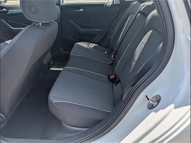new 2025 Volkswagen Jetta car