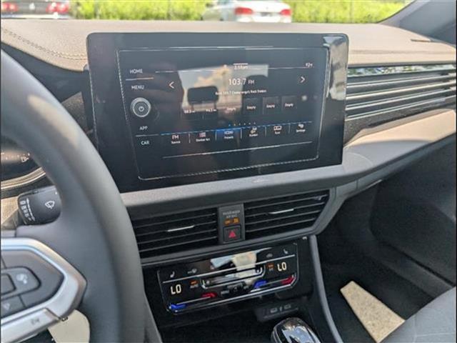 new 2025 Volkswagen Jetta car