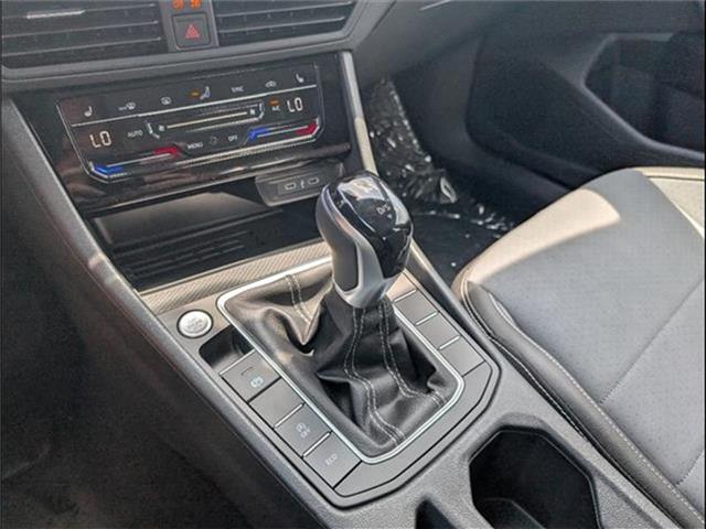 new 2025 Volkswagen Jetta car