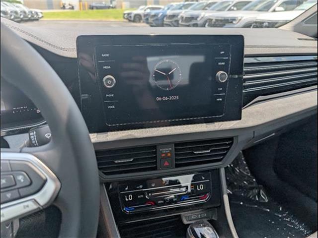 new 2025 Volkswagen Jetta car