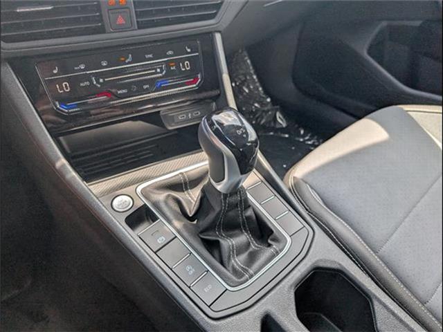 new 2025 Volkswagen Jetta car