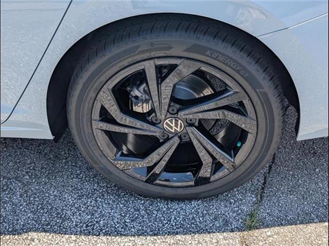new 2025 Volkswagen Jetta car