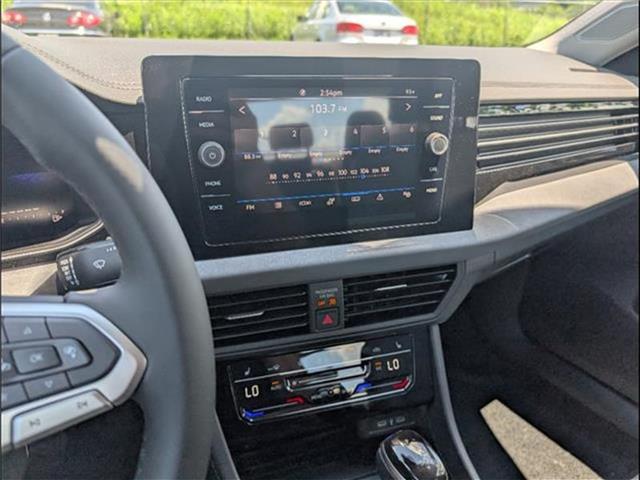 new 2025 Volkswagen Jetta car