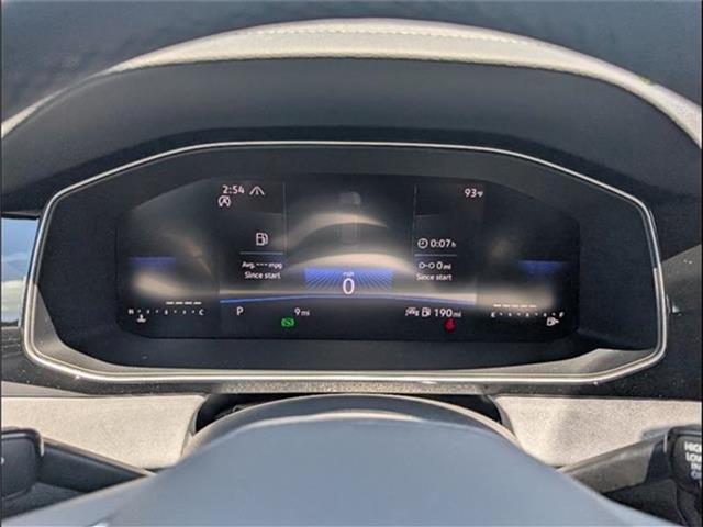 new 2025 Volkswagen Jetta car