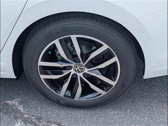 new 2025 Volkswagen Jetta car