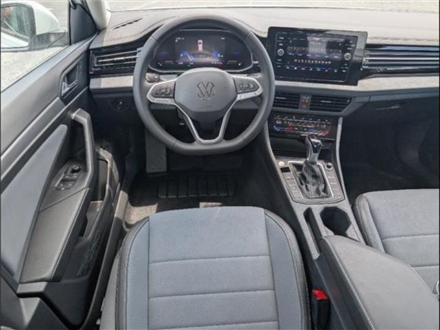 new 2025 Volkswagen Jetta car