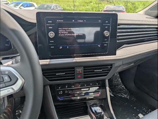 new 2025 Volkswagen Jetta car