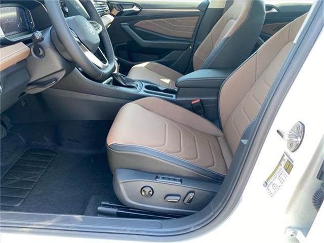 new 2025 Volkswagen Jetta car