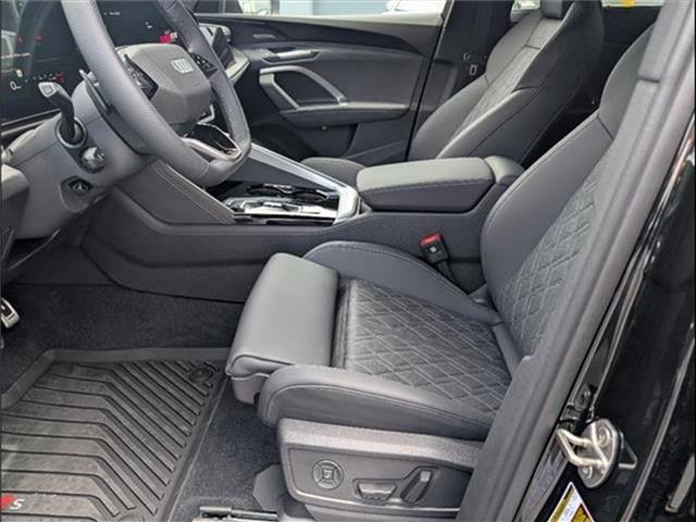 new 2025 Audi New SQ5 car