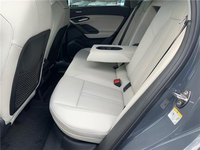 new 2025 Audi Q6 e-tron car