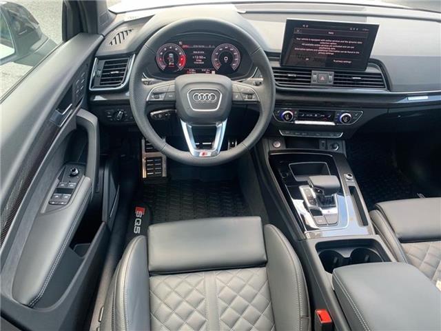 new 2025 Audi SQ5 car