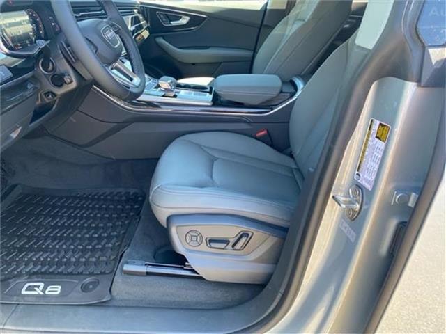 new 2025 Audi Q8 car