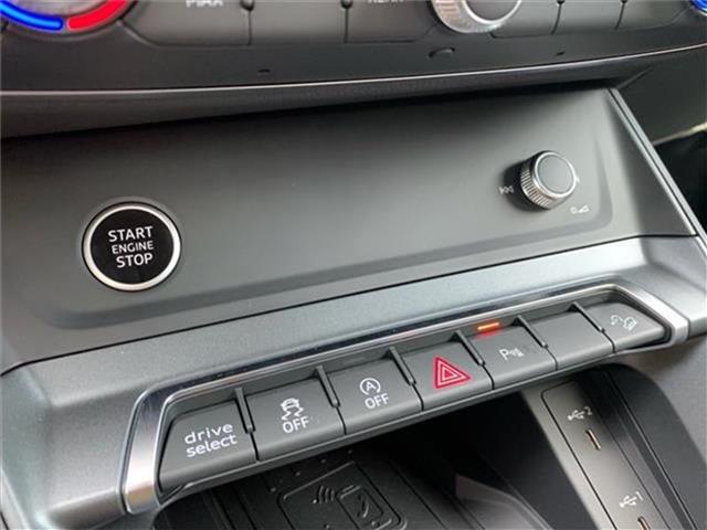 new 2025 Audi Q3 car