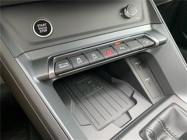 new 2025 Audi Q3 car