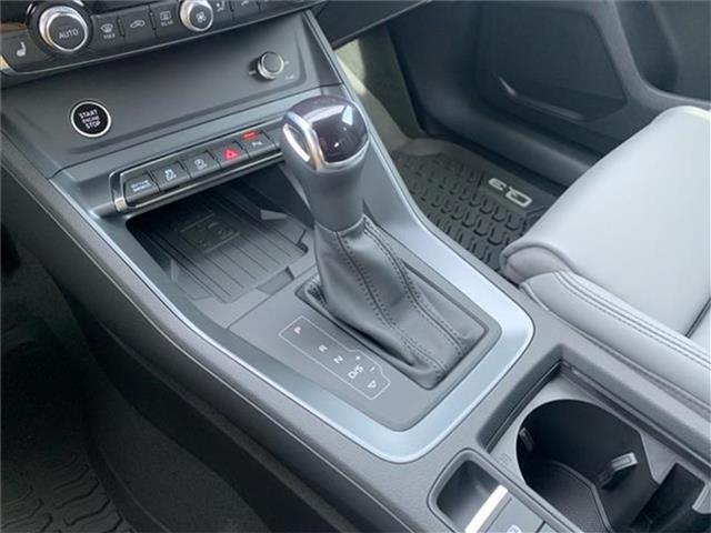 new 2025 Audi Q3 car