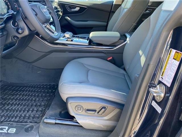 new 2025 Audi Q8 car