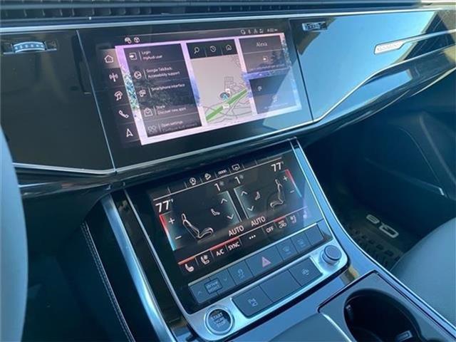 new 2025 Audi Q8 car