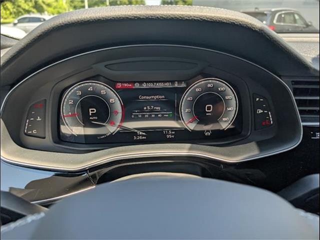 new 2025 Audi Q8 car