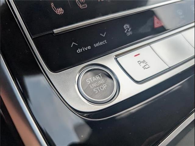 new 2025 Audi Q7 car