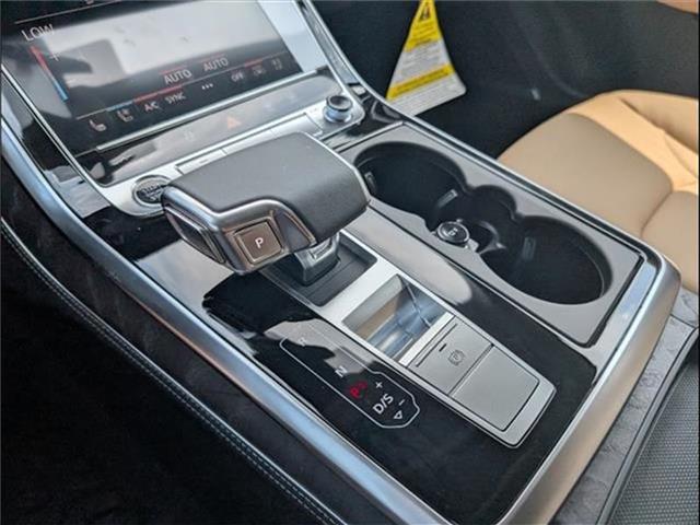 new 2025 Audi Q7 car