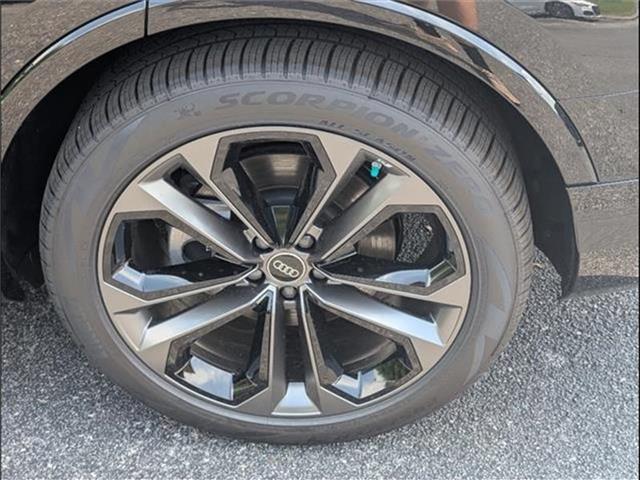 new 2025 Audi Q7 car