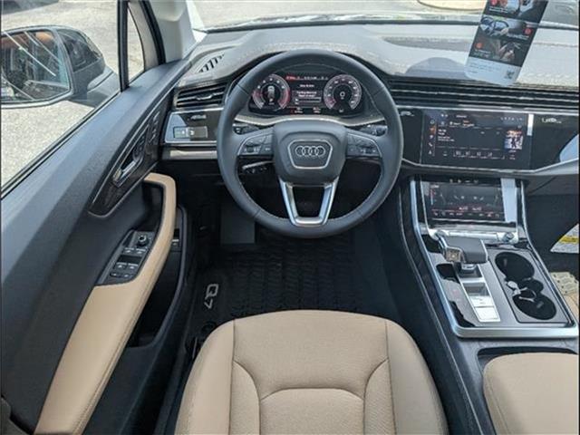 new 2025 Audi Q7 car
