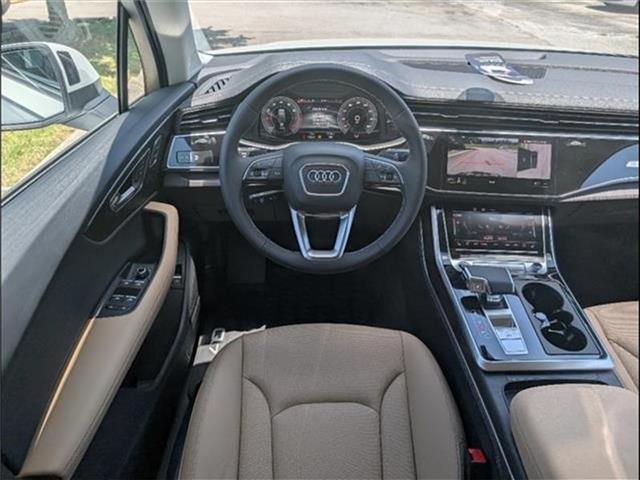 new 2025 Audi Q7 car