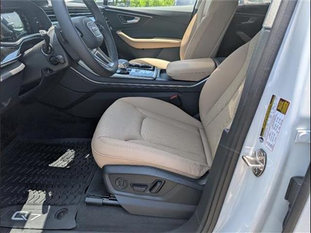 new 2025 Audi Q7 car