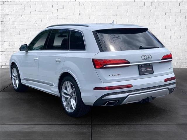 new 2025 Audi Q7 car