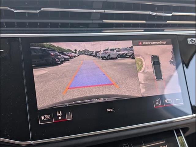 new 2025 Audi Q7 car