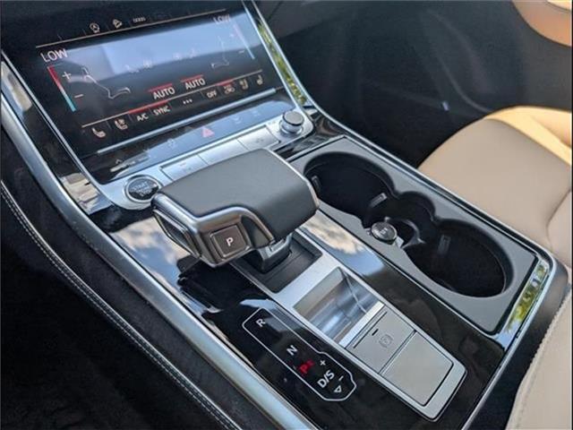 new 2025 Audi Q7 car