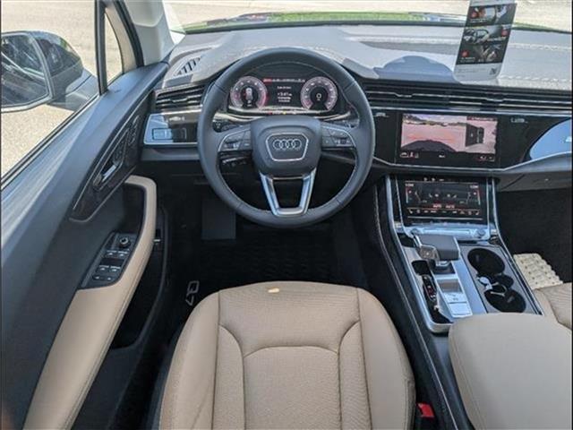 new 2025 Audi Q7 car
