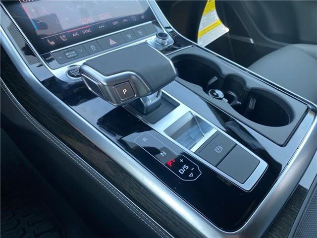 new 2025 Audi Q7 car