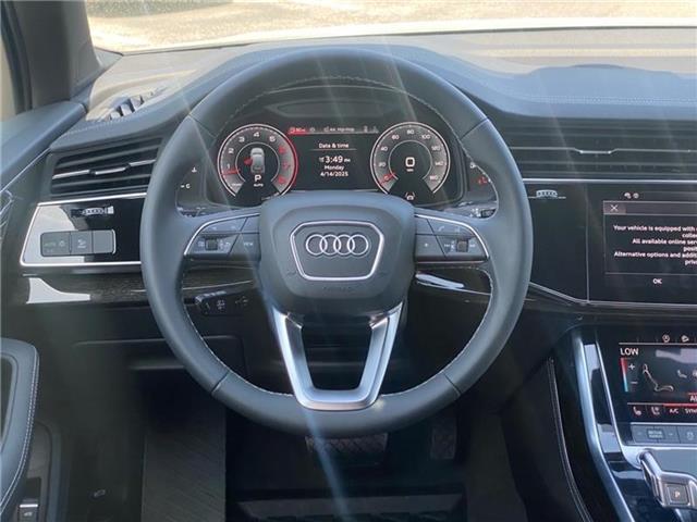 new 2025 Audi Q7 car