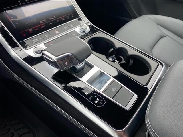new 2025 Audi Q7 car