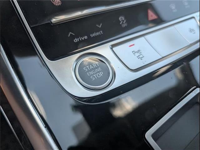 new 2025 Audi Q7 car