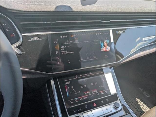 new 2025 Audi Q7 car