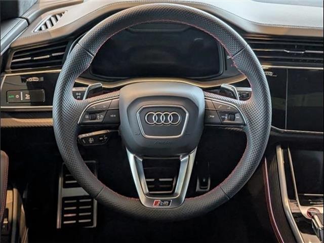 new 2025 Audi RS Q8 car