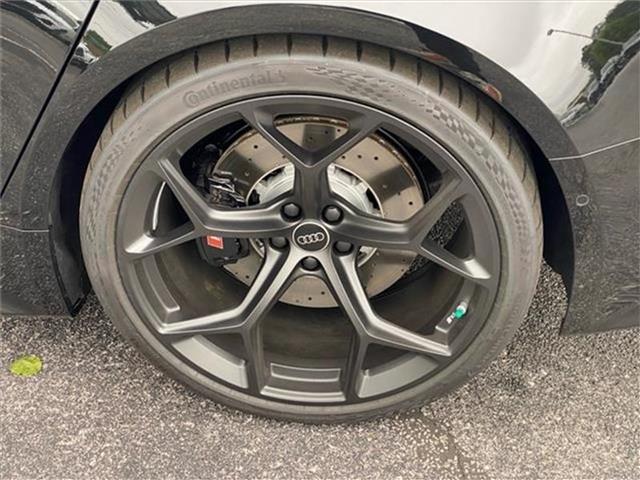 new 2025 Audi RS 7 car
