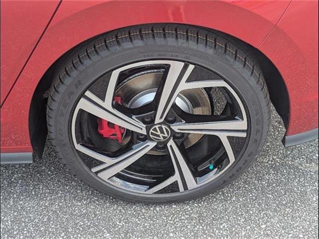 new 2025 Volkswagen Golf GTI car