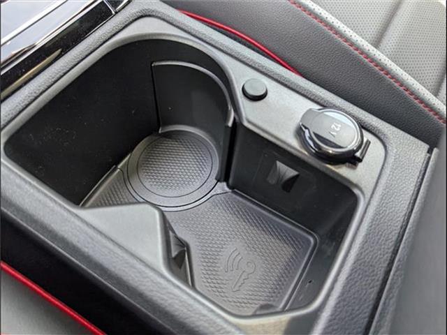 new 2025 Volkswagen Golf GTI car