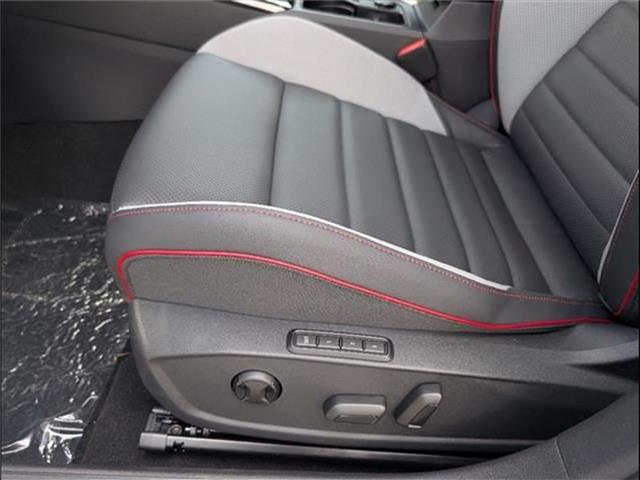 new 2025 Volkswagen Golf GTI car
