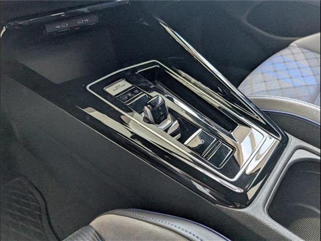 new 2025 Volkswagen Golf R car