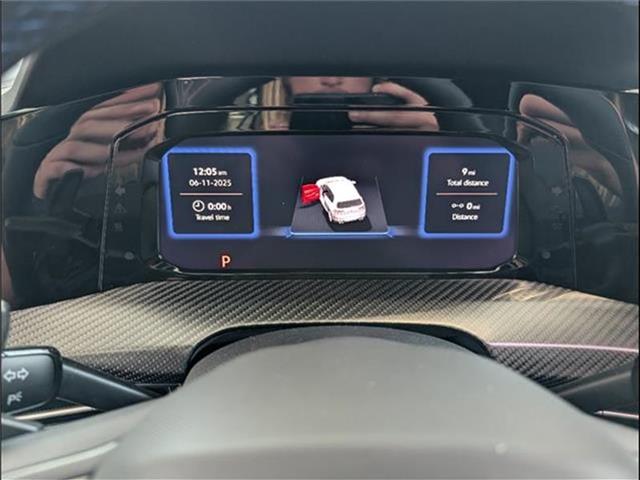 new 2025 Volkswagen Golf R car