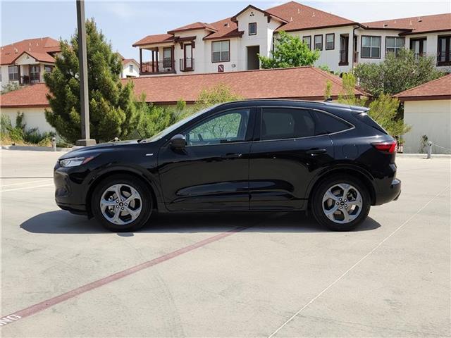 used 2023 Ford Escape car, priced at $24,999