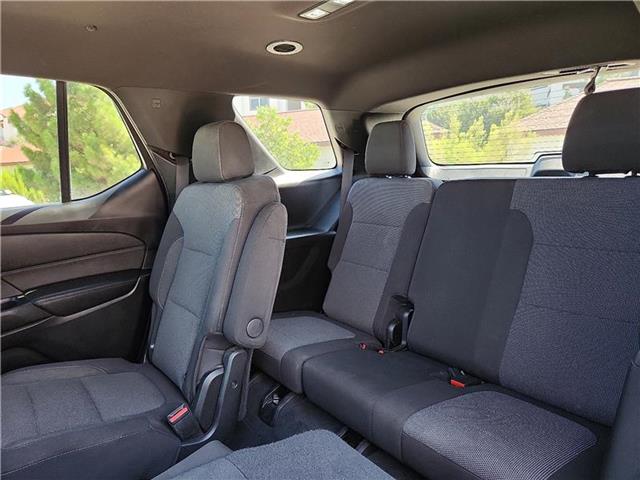 used 2022 Chevrolet Traverse car, priced at $25,996