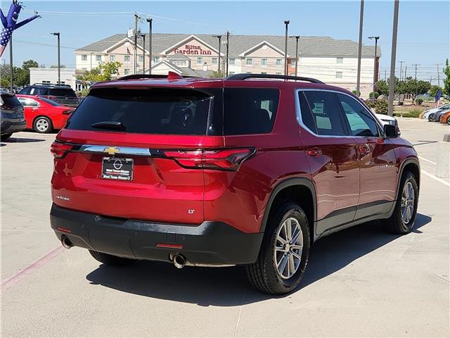 used 2022 Chevrolet Traverse car, priced at $25,996
