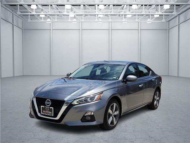 used 2022 Nissan Altima car, priced at $26,999