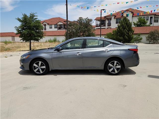used 2022 Nissan Altima car, priced at $26,999